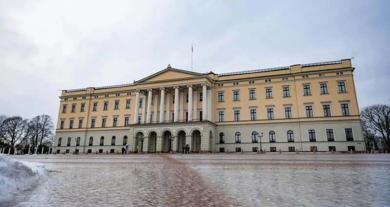 Kungafamiljens hållning avstår från att kommentera