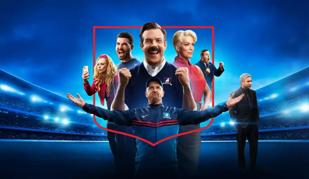 Tom fotbollsplan i skymning, symbol för Ted Lassos nya damlag i säsong 4